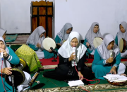 Sambut Ramadhan, Group Hadroh Ahsanul Latifa Gelar Sholawat di Mushola Nurul Ikhsan
