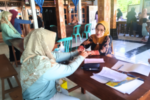 Cegah Penyakit Sejak Dini, Posbindu Desa Soko Siap Layani Warga Setiap Bulan